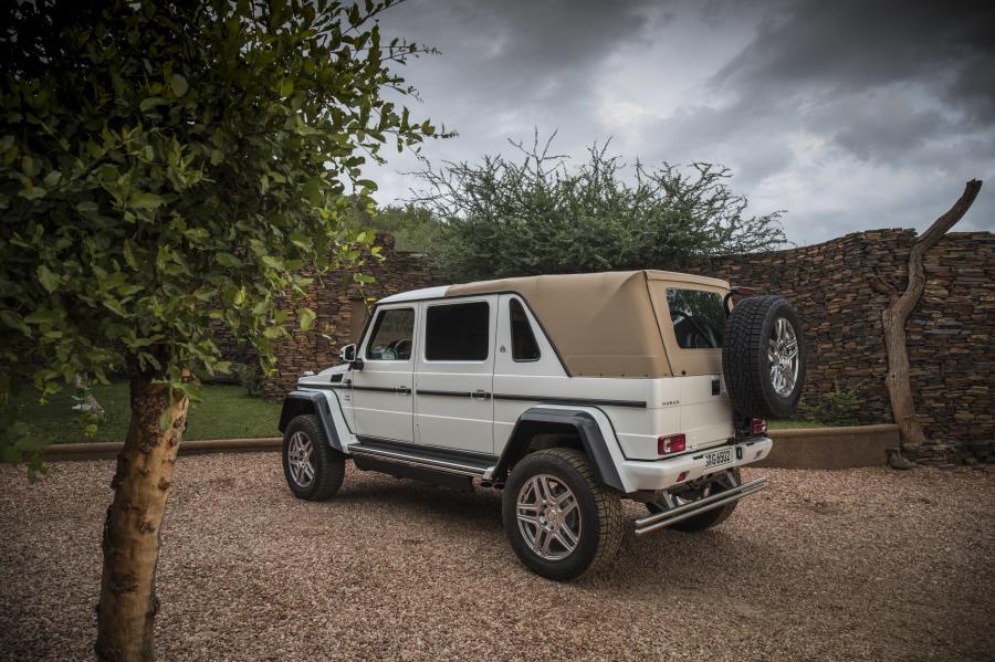  Mercedes-Maybach G650 Landaulet 2017 года  (WW) (фото 40 из 52)